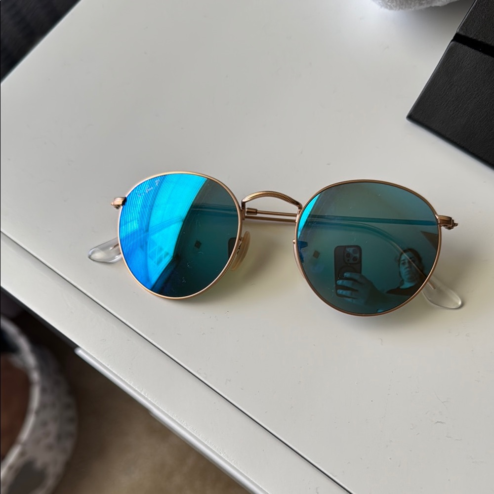 Round Blue Lens Sunglasses